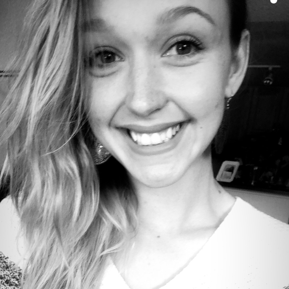 Meet your Posher, Adrianna